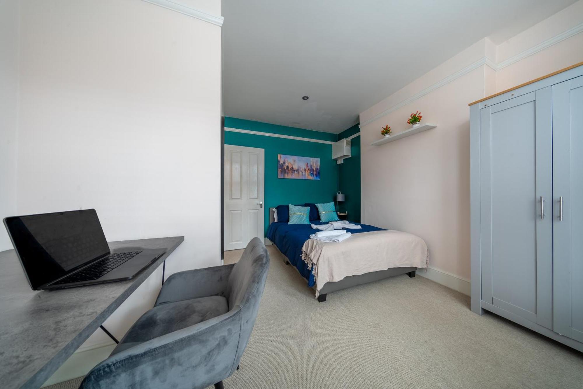 Beautiful 2 Bedroom With Private Garden In Wimbledon - Minutes From Central Londra Esterno foto