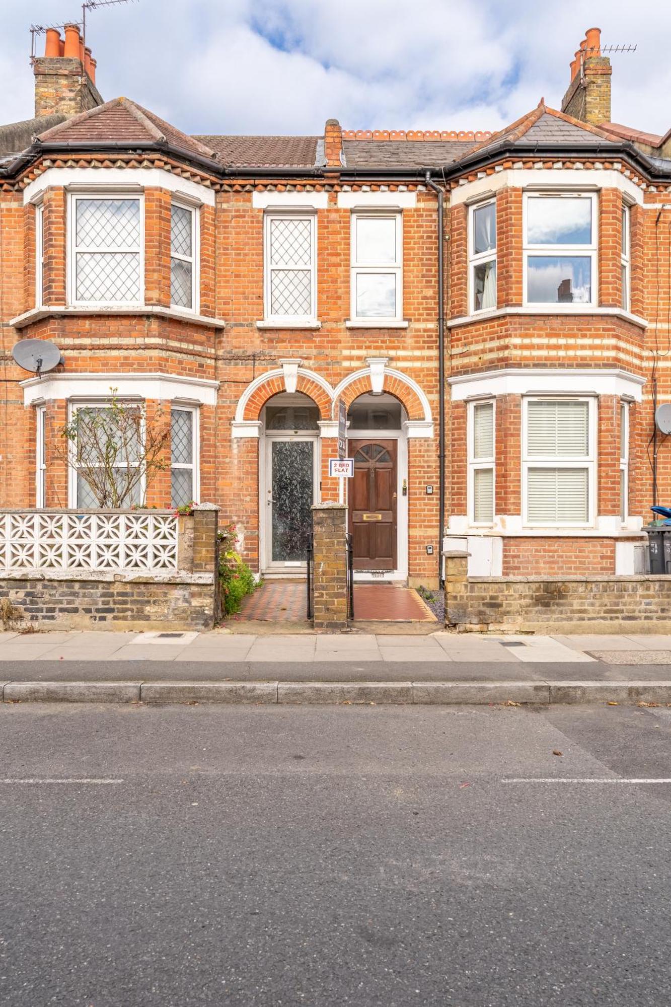 Beautiful 2 Bedroom With Private Garden In Wimbledon - Minutes From Central Londra Esterno foto